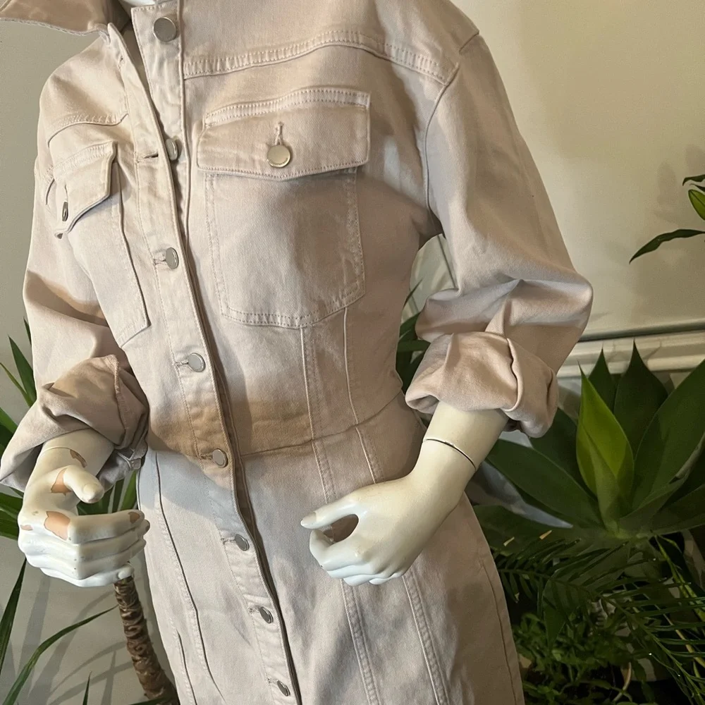 Country Road Detailed Utility Dress - Picture 1 of 6